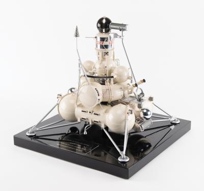 Lot #7352 Luna-16 Model - The First Robotic Lunar Probe - Image 1