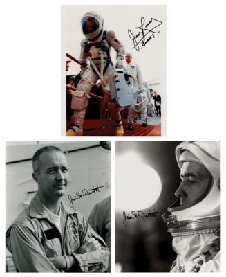 Lot #369 Gemini: James Lovell and Jim McDivitt (3) Signed Photographs - Image 1