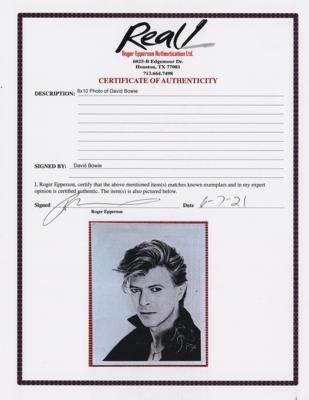 Lot #528 David Bowie Signed Photograph - Image 2