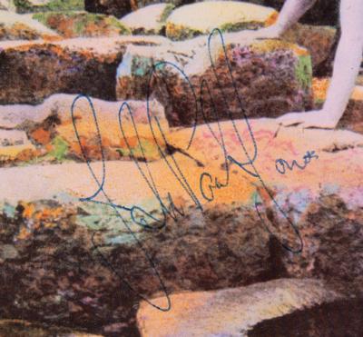 Lot #9088 Led Zeppelin Extremely Rare Fully Signed Album -Houses of the Holy - fewer than five are known to exist - Image 3