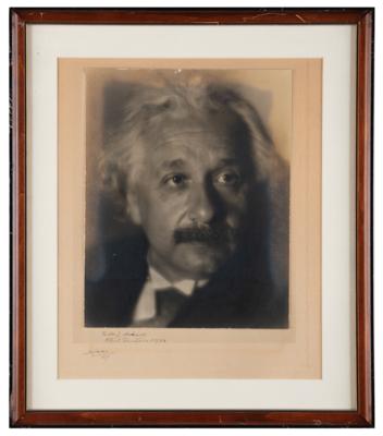 Lot #92 Albert Einstein Signed Photograph by Aaron Tycko - Image 2