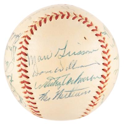 Lot #738 NY Giants: 1955 Team-Signed Baseball - Image 3