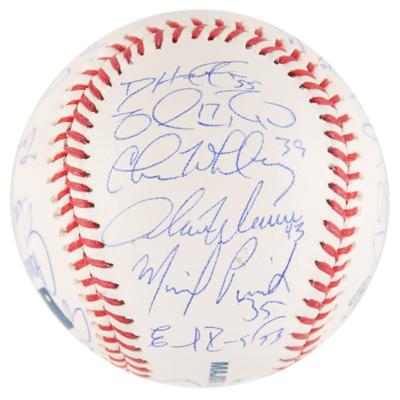 Lot #745 NY Yankees: 2014 Team-Signed Baseball - Image 4