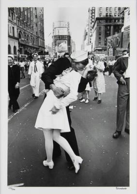 Lot #309 Alfred Eisenstaedt 'V-J Day in Times Square' Limited Edition Oversized Signed Photograph - Image 1