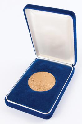 Lot #3149 Los Angeles 1984 Summer Olympics Volunteer's Participation Medal - Image 3