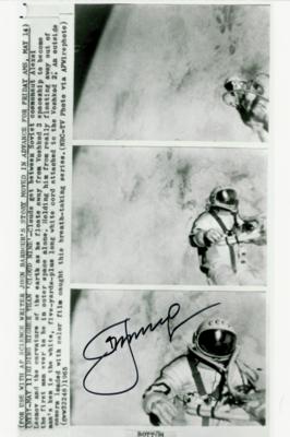 Lot #324 Alexei Leonov Signed Photograph - Image 1