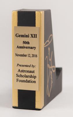 Lot #316 Gemini 12: Aldrin and Lovell Signed Capsule Model - Image 5