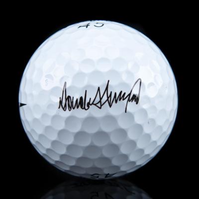 Lot #73 Donald Trump Presidential Golfing Gift Set