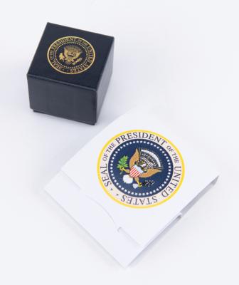 Lot #73 Donald Trump Presidential Golfing Gift Set with Golf Ball, (5) Tees, and Ball Marker - Image 7