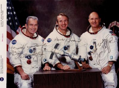 Lot #422 Apollo-Soyuz Crew-Signed Photograph - Image 1