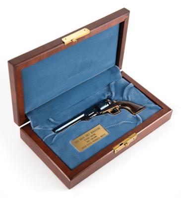 Lot #196 1851 Navy Colt Revolver Miniature Replica by the United States Historical Society - Image 5