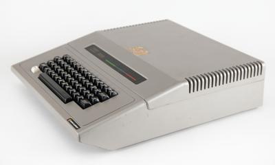 Lot #3008 Apple II Clone: ITT 2020 Computer - Image 2