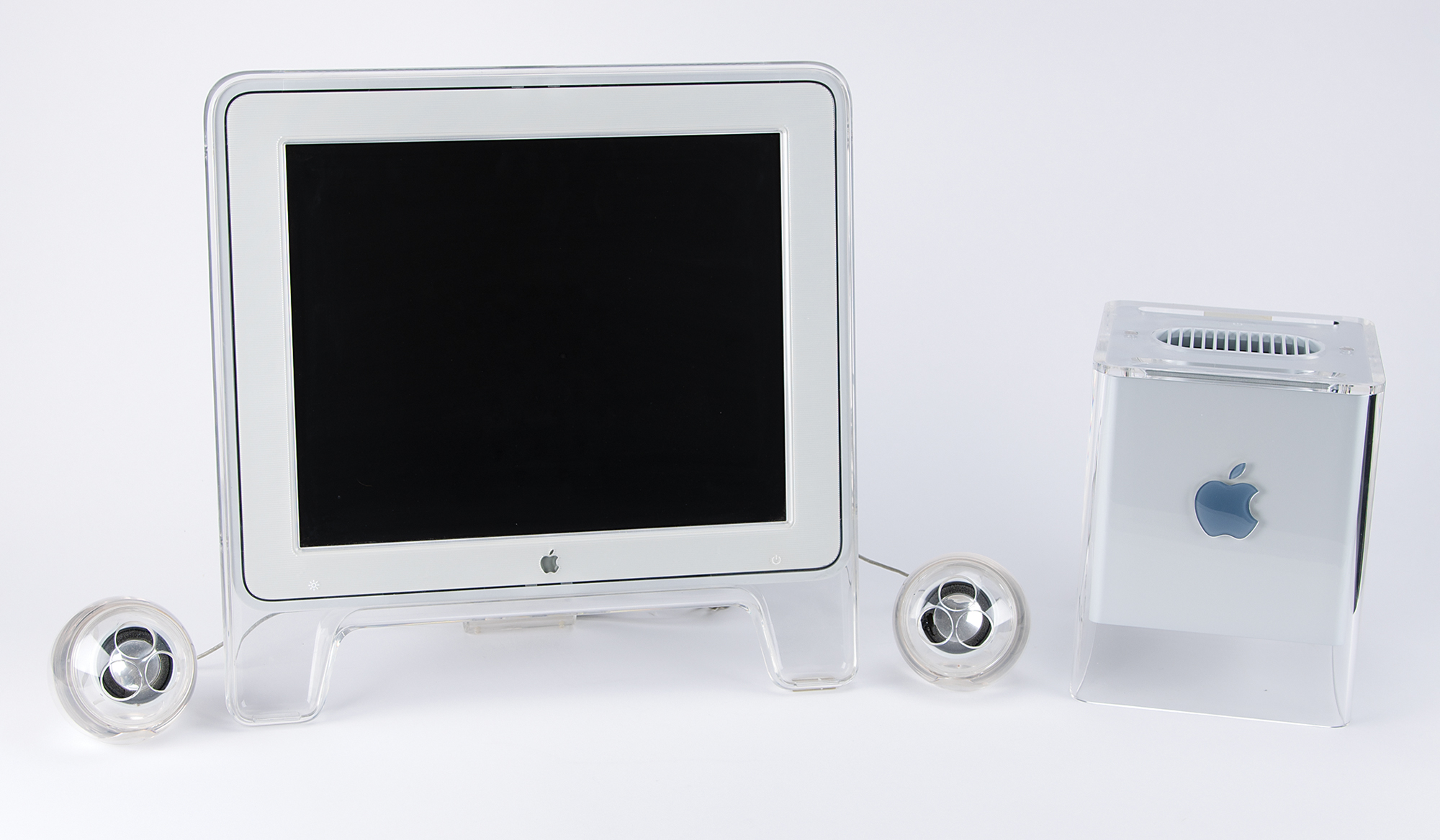 Apple PowerMac G4 Cube + Studio Display - Macデスクトップ