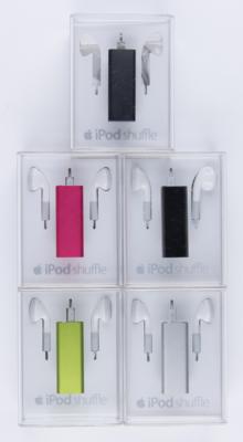 Lot #3072 Apple iPod Shuffle Collection (3rd Generation, Sealed - 2GB and 4GB) - Lot of 5 - Image 2