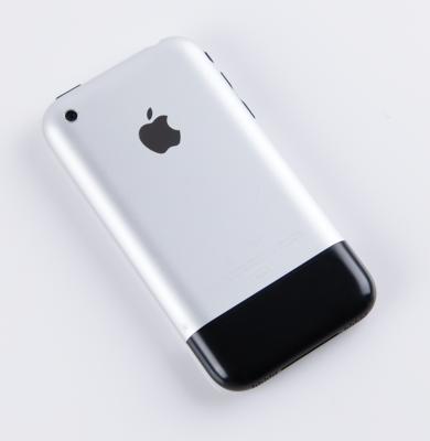 Lot #3049 Apple iPhone - Rare 4GB Model (First Generation) - Image 3