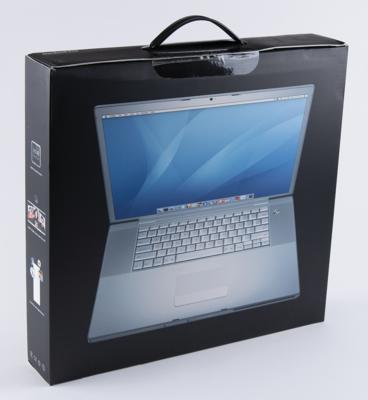 Lot #3047 Apple MacBook Pro (Unopened 1st Generation Intel, 2GB) 17-inch - Image 2