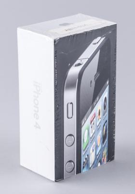 Lot #3053 Apple iPhone 4 (4th Generation, Sealed -