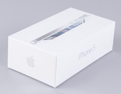 Lot #3057 Apple iPhone 5 (6th Generation, Sealed - 32GB) White Version - Image 3