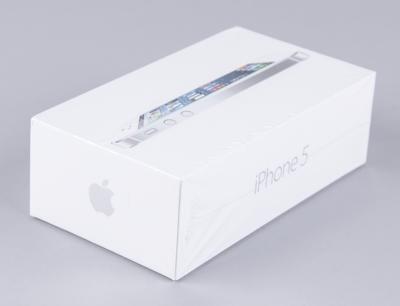 Lot #3057 Apple iPhone 5 (6th Generation, Sealed - 32GB) White Version - Image 4
