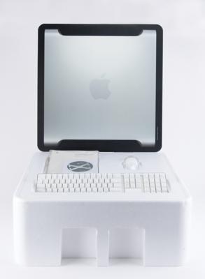 Lot #3046 Apple Power Mac G5 Desktop Computer - Image 3