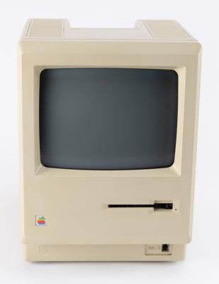 Lot #3022 Apple 1984 Macintosh 128K (Upgraded to 512K) with Original Box and Carrying Case - Image 2