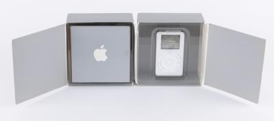 Lot #3060 Apple iPod (2nd Generation, Unused - Windows 5GB) - Image 9