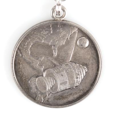 Lot #4011 Gus Grissom: Charm Bracelet with Flown Liberty Bell 7 Dime and Flown Gemini 3 Fliteline Medallion - Image 6