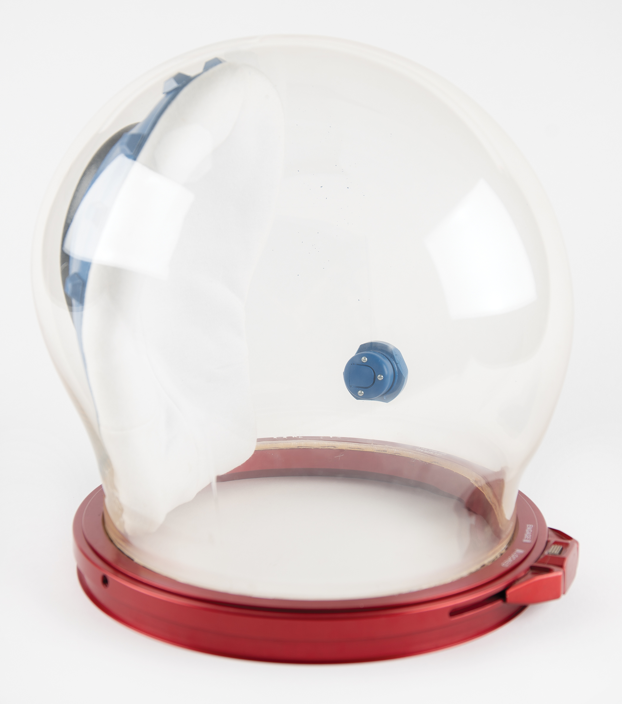 Lot #4326 Apollo Pressure Helmet Display with Original A7L Polycarbonate Bubble - Image 4