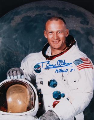 Lot #4101 Apollo 11 (3) Signed Photographs - Image 3