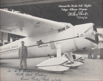 Lot #4503 Wiley Post Signed Photograph