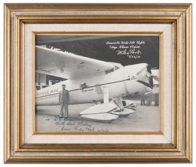 Lot #4503 Wiley Post Signed Photograph - Image 2