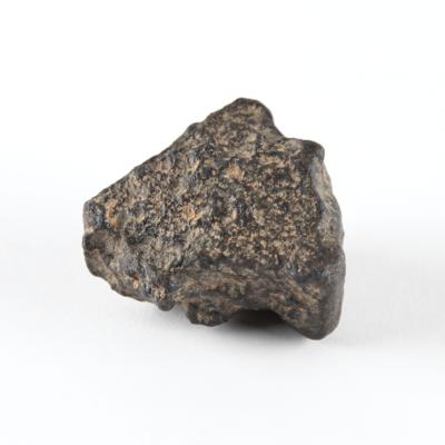 Lot #4413 Martian Meteorite (Paired with Swayyah 005) - Image 5