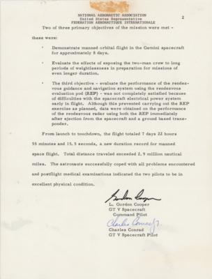 Lot #4029 Gemini 5 Signed Mission Report - Issued to the National Aeronautic Association - Image 3