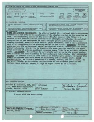 Lot #4025 Deke Slayton and Scott Carpenter Signed Document - Grading Gemini 12 Pilot Buzz Aldrin - Image 1