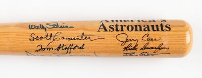 Lot #4315 Astronauts (18) Signed Baseball Bat with Moonwalkers, including Aldrin, Bean, Scott, and Cernan - Image 4