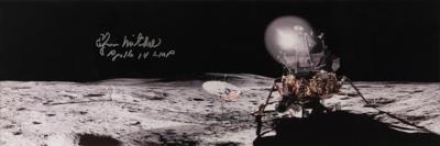 Lot #4251 Edgar Mitchell Signed Photograph - Image 1