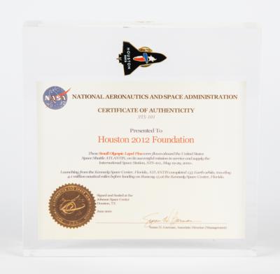 Lot #547 STS-101 Flown Olympic “Houston 2012” Lapel Pin - Image 1