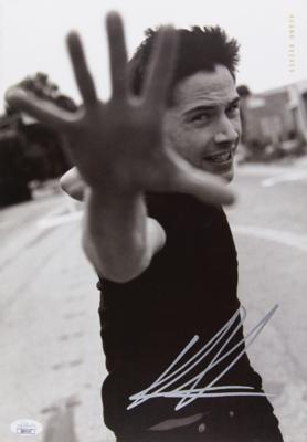 Lot #777 Keanu Reeves Signed Photograph - Image 1