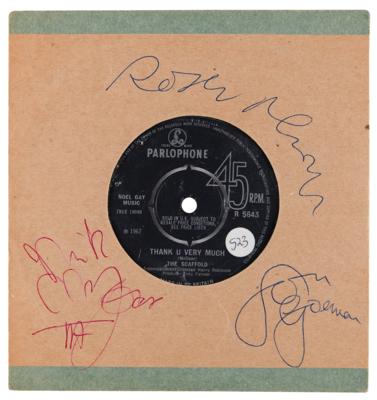 Lot #677 Mike McCartney and The Scaffold Signed 45 RPM Single Record - 'Thank You Very Much' - Image 1