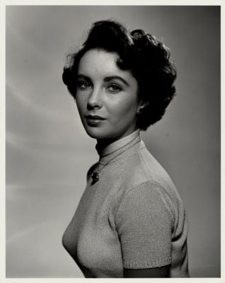 Lot #792 Elizabeth Taylor Limited Edition Oversized Photograph by Philippe Halsman - Image 1