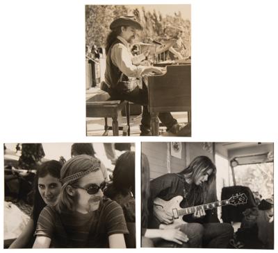 Lot #5104 Grateful Dead (3) Original Photographs by Peter Martin: Bob Weir, Pigpen, and Phil Lesh - Image 1