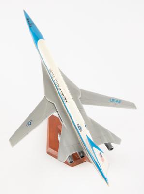 Lot #536 Air Force One SST Model - Image 3