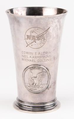 Lot #532 Apollo 11 Limited Edition Sterling Silver Beaker by Prestons Limited - Image 3