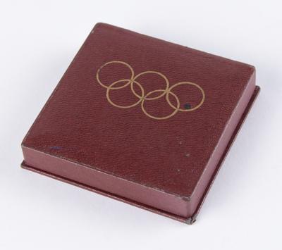 Lot #3128 St. Moritz 1948 Winter Olympics Bronze Participation Medal - Image 4