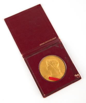 Lot #3309 Paris 1924 Summer Olympics Gilt Official Commemorative Medal - Image 4