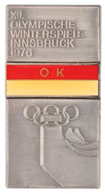 Lot #3210 Innsbruck 1976 Winter Olympics Organizing Committee Badge - Image 1