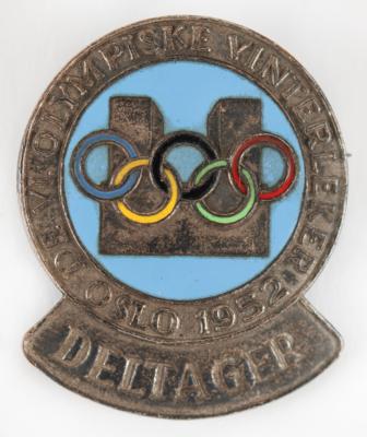Lot #3180 Oslo 1952 Winter Olympics Participant's Badge - Image 1