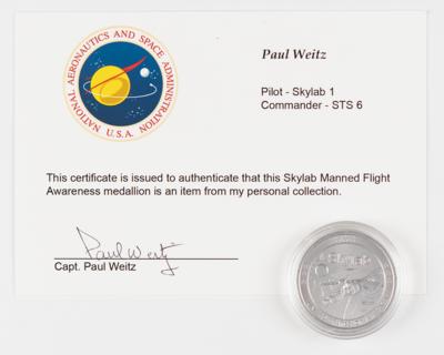 Lot #480 Paul Weitz's Apollo 11 Manned Flight Awareness Medallion - Image 4