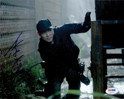 Lot #836 Jet Li Signed Photograph - Image 1