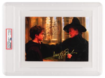 Lot #811 Harry Potter: Daniel Radcliffe and Maggie Smith Signed Photograph - Image 1